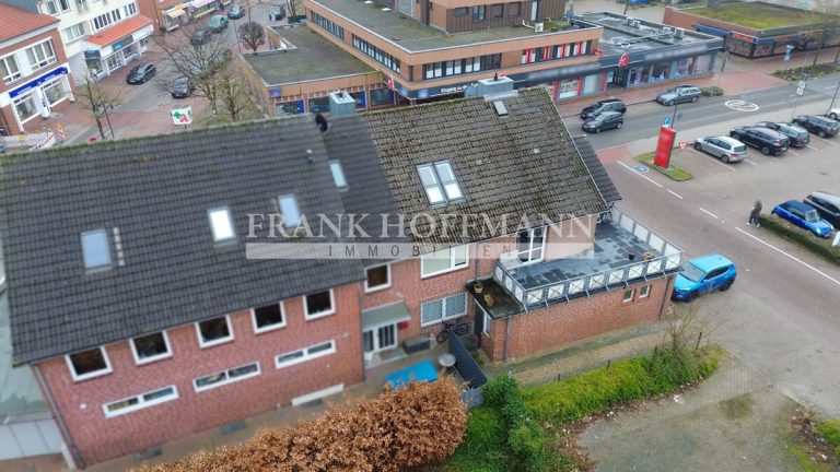 Immobilienangebot - Kaltenkirchen - Alle - Wohn-/Geschäftshaus mit 3 Einheiten im Stadtzentrum von Kaltenkirchen