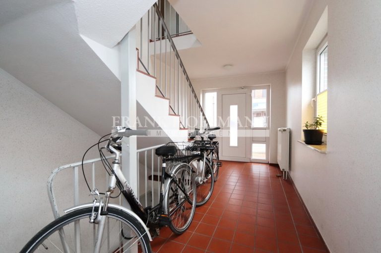 Immobilienangebot - Kaltenkirchen - Alle - Wohn-/Geschäftshaus mit 3 Einheiten im Stadtzentrum von Kaltenkirchen