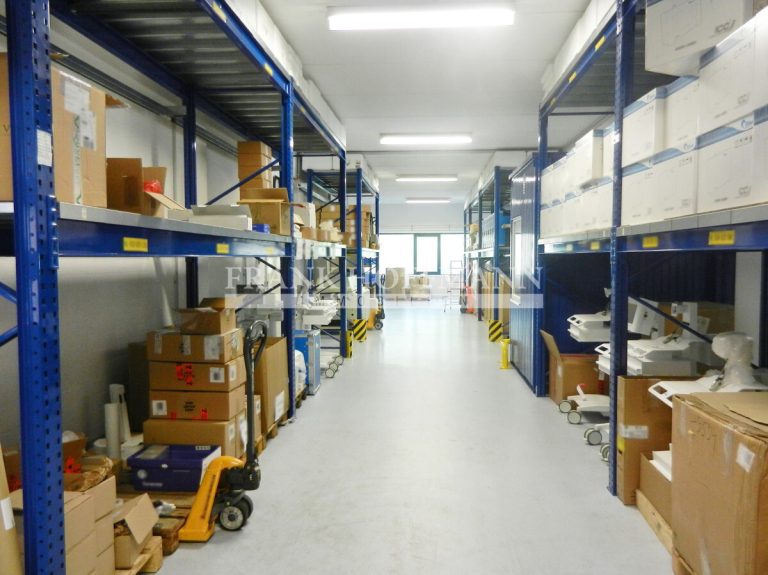 Immobilienangebot - Hamburg - Alle - Hochwertig und vielseitig nutzbar! Büro- und Lagerflächen in Poppenbüttel