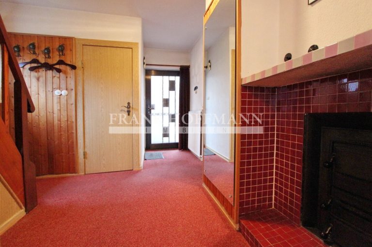 Immobilienangebot - Pinneberg - Alle - Kleines Einfamilienhaus auf großem Grundstück mit Erweiterungsmöglichkeit in Pinneberg