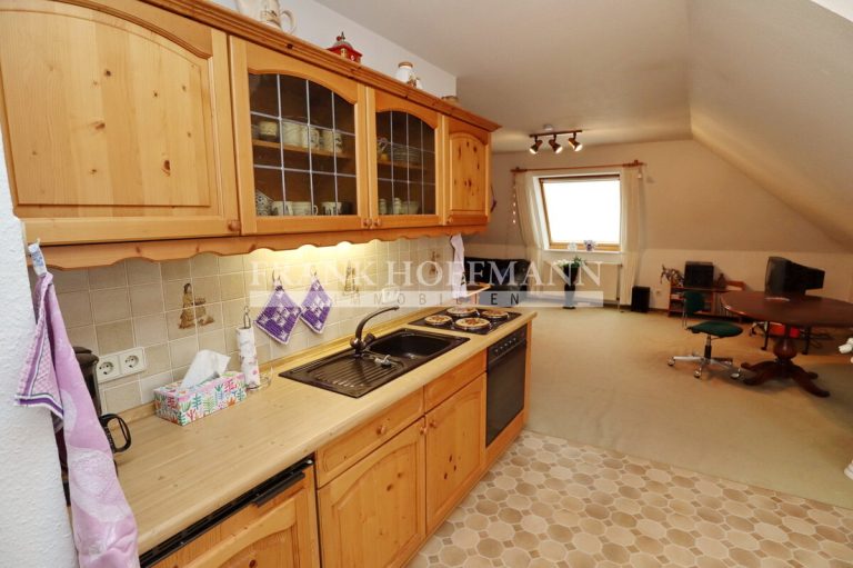Immobilienangebot - Kaltenkirchen - Alle - Großzügiges Zwei-/Einfamilienhaus in TOP Lage von Kaltenkirchen!