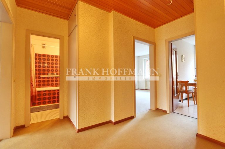 Immobilienangebot - Hamburg - Alle - Toll geschnittene 3-Zimmer Wohnung mit Tiefgaragenstellplatz in Hamburg-Ohlsdorf