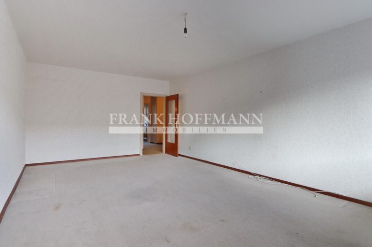 Immobilienangebot - Hamburg - Alle - Toll geschnittene 3-Zimmer Wohnung mit Tiefgaragenstellplatz in Hamburg-Ohlsdorf