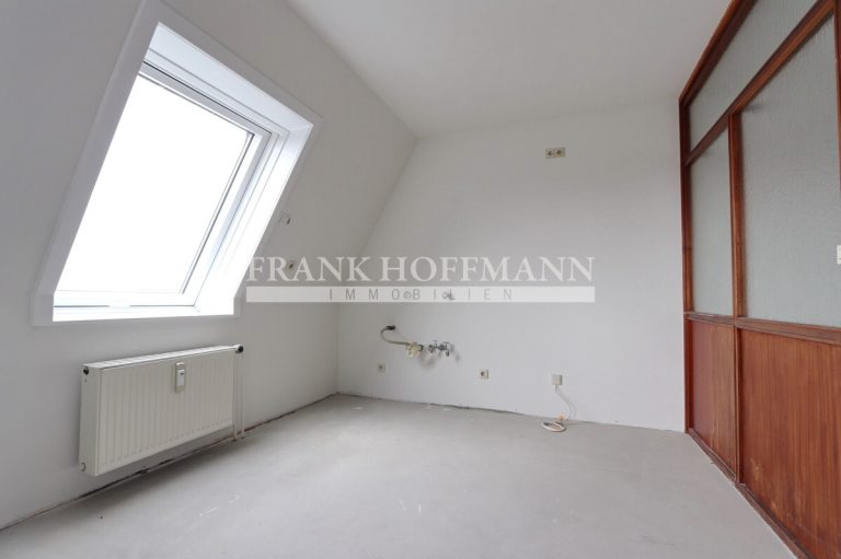 Immobilienangebot - Quickborn - Alle - Gestalten Sie Ihre Traumwohnung – Renovierte Wände, freie Gestaltung für Bad & Küche in Quickborn