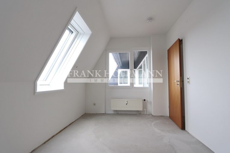 Immobilienangebot - Quickborn - Alle - Gestalten Sie Ihre Traumwohnung – Renovierte Wände, freie Gestaltung für Bad & Küche in Quickborn