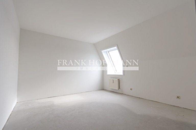 Immobilienangebot - Quickborn - Alle - Gestalten Sie Ihre Traumwohnung – Renovierte Wände, freie Gestaltung für Bad & Küche in Quickborn