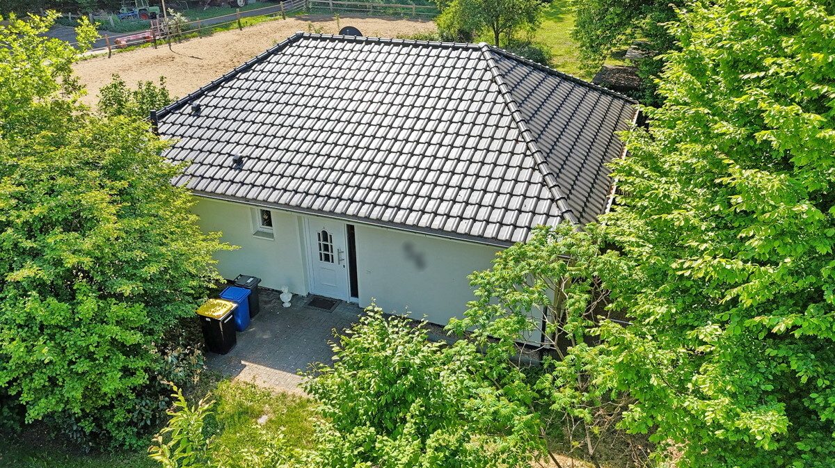 Immobilienangebot - Quickborn - Haus_Wohnung - Ideal auch fürs Alter! Barrierefreier KfW 70 Bungalow auf großzügigem Grundstück in Quickborn