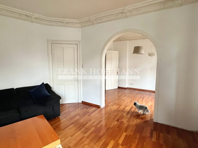 Immobilienangebot - Hamburg - Alle - Großzügige Altbauwohnung im zentralen Hamburg Eimsbüttel