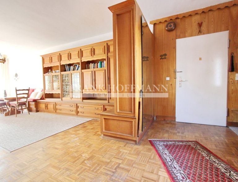Immobilienangebot - Hamburg - Alle - 2-Zimmer-Wohnung mit viel Potenzial in Hamburg-Eimsbüttel - Balkon + 2 TG-Stellplätze