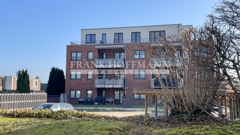 Immobilienangebot - Henstedt-Ulzburg - Alle - Attraktive Wohnung mit Terrasse, Aufzug und Stellplatz -zentral in Henstedt-Ulzburg