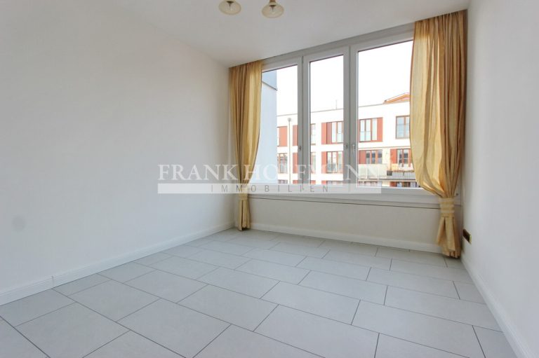 Immobilienangebot - Hamburg - Alle - Hochwertige Maisonettewohnung am Tierpark Hagenbeck mit 2 TG-Stellplätzen in Hamburg-Stellingen