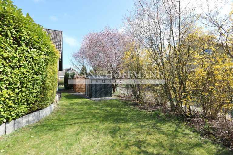 Immobilienangebot - Kaltenkirchen - Alle - Umfassend modernisiertes Einfamilienhaus auf schönem Grundstück in Kaltenkirchen !