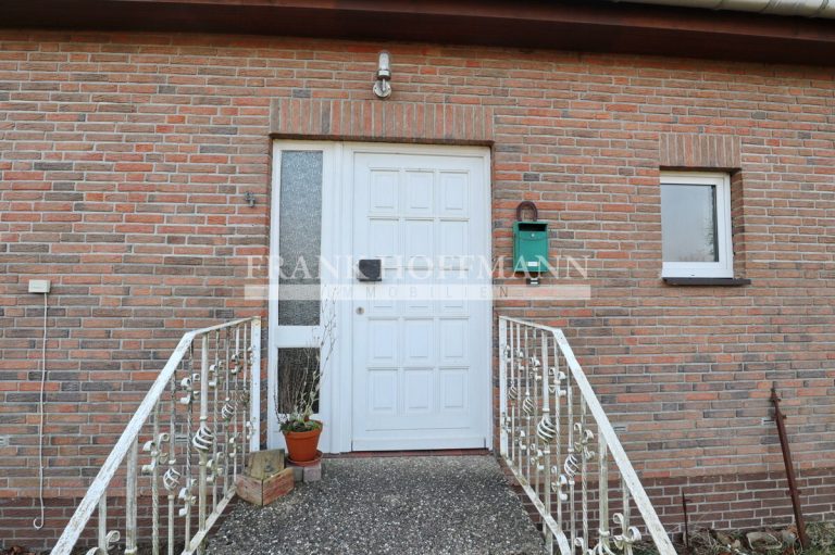 Immobilienangebot - Hartenholm - Alle - Teilvermietetes Einfamilienhaus mit Einliegerwohnung in schöner Lage von Hartenholm