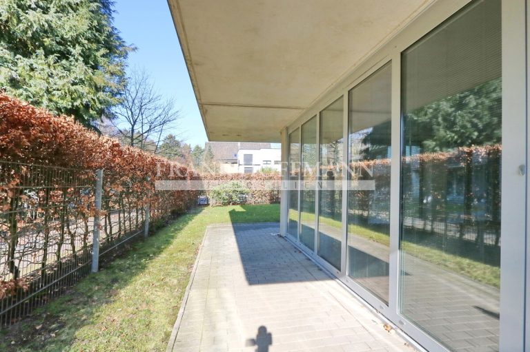 Immobilienangebot - Hamburg - Alle - Attraktive Eigentumswohnung mit großer Terrasse und Tiefgaragen-Stellplatz in Hamburg-Bramfeld