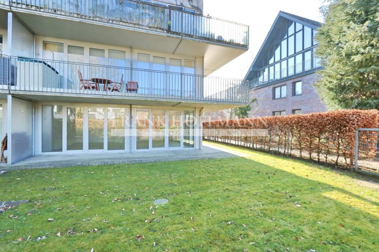 Immobilienangebot - Hamburg - Alle - Attraktive Eigentumswohnung mit großer Terrasse und Tiefgaragen-Stellplatz in Hamburg-Bramfeld