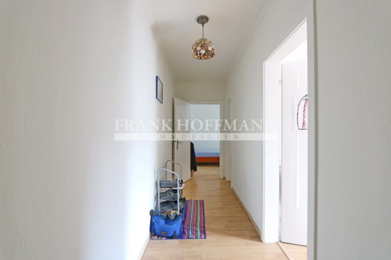 Immobilienangebot - Hamburg - Alle - Kapitalanlage in Hamburg-Farmsen-Berne - Vermietete 2-Zimmer-Eigentumswohnung mit Loggia