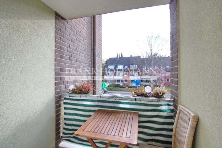 Immobilienangebot - Hamburg - Alle - Kapitalanlage in Hamburg-Farmsen-Berne - Vermietete 2-Zimmer-Eigentumswohnung mit Loggia