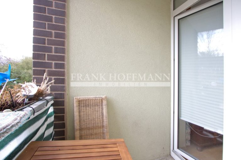 Immobilienangebot - Hamburg - Alle - Kapitalanlage in Hamburg-Farmsen-Berne - Vermietete 2-Zimmer-Eigentumswohnung mit Loggia
