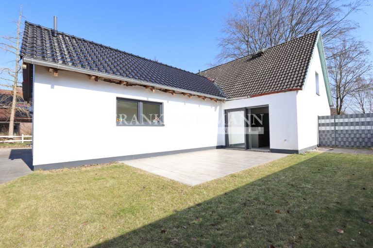 Immobilienangebot - Dägeling - Alle - Attraktives Einfamilienhaus mit Charme, großem Garten und Defiziten in Dägeling