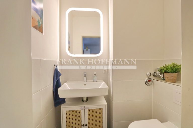 Immobilienangebot - Hamburg - Alle - Kapitalanlage in Hamburg-Wandsbek - Vermietete Eigentumswohnung mit Balkon und TG-Stellplatz