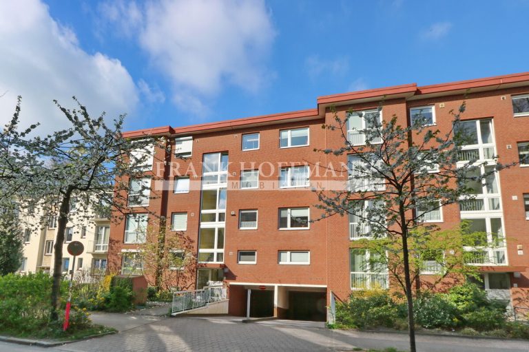 Immobilienangebot - Hamburg - Alle - Vermietete Eigentumswohnung mit Balkon und TG-Stellplatz in Hamburg-Wandsbek