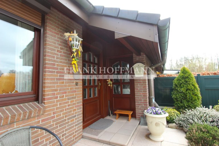 Immobilienangebot - Tornesch - Alle - Komfortables Wohnen auf einer Ebene mit Gartenparadies in Tornesch