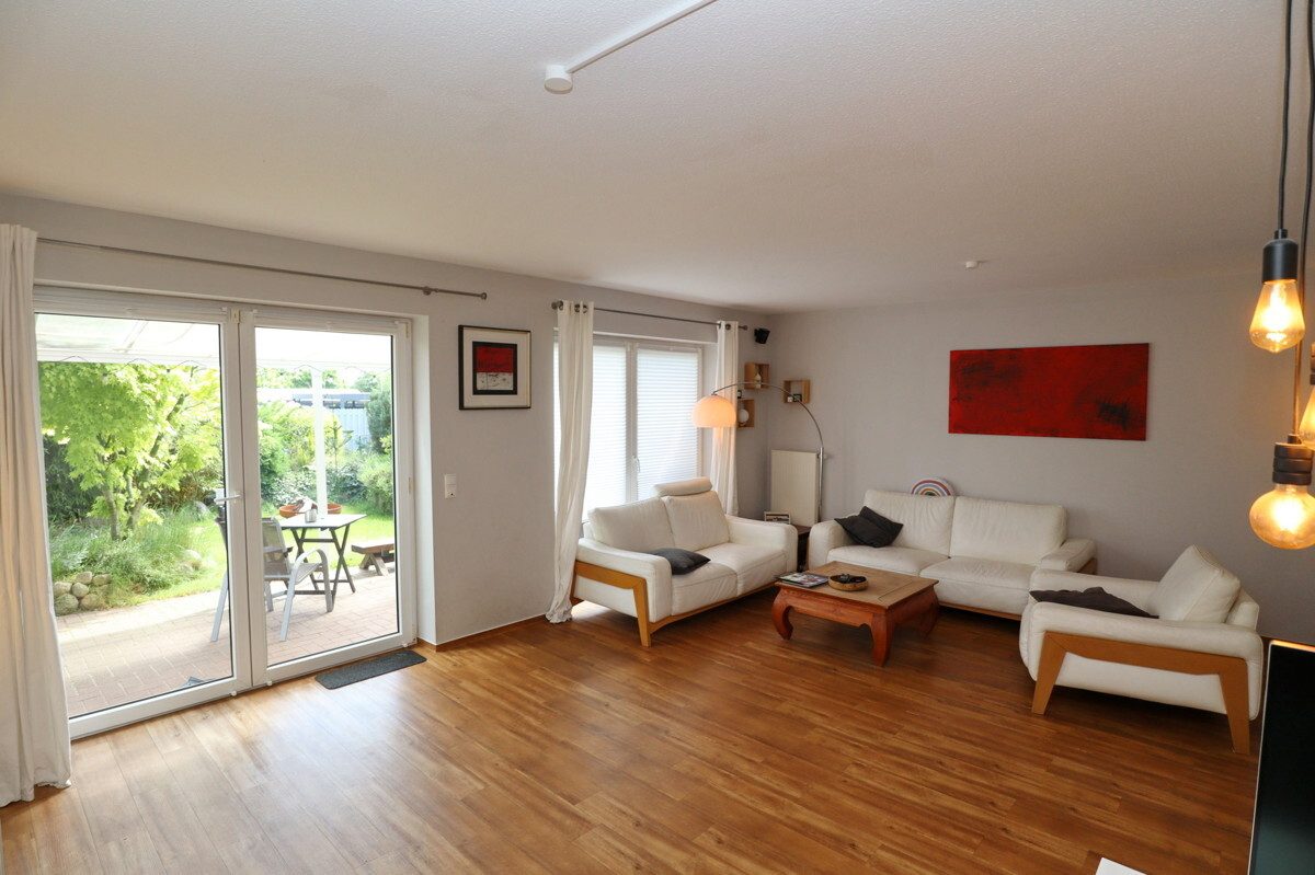 Immobilienangebot - Kaltenkirchen - Haus_Wohnung - Familientraum auf 172m² Wohnfläche! Doppelhaushälfte in gefragter Lage Kaltenkirchens