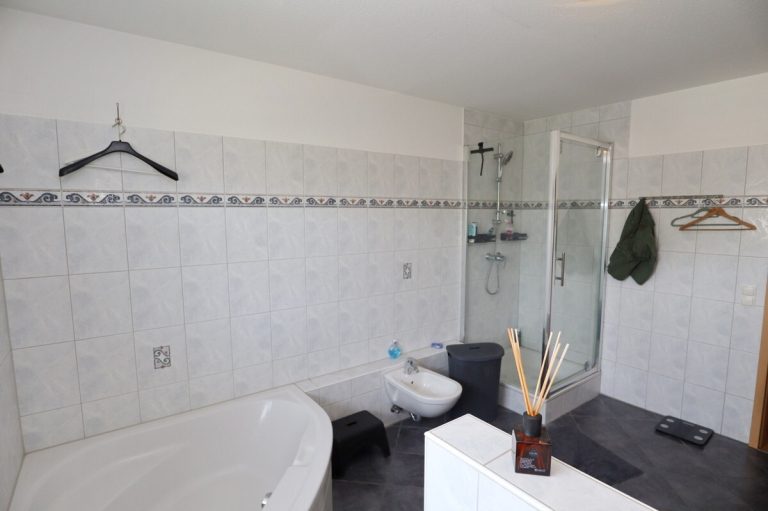 Immobilienangebot - Kaltenkirchen - Haus_Wohnung - Familientraum auf 172m² Wohnfläche! Doppelhaushälfte in gefragter Lage Kaltenkirchens