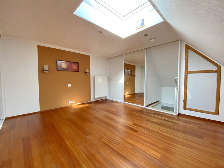 Immobilienangebot - Hamburg - Zins_Rendite - Kapitalanlage - Schöne Eigentumswohnung mit TG-Stellplatz (vermietet) in Hamburg-Jenfeld