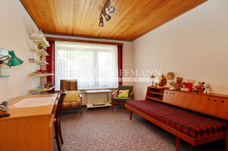 Immobilienangebot - Großenaspe - Haus_Wohnung - Lichtdurchflutetes Einfamilienhaus über zwei Ebenen in ruhiger Wohnlage von Großenaspe