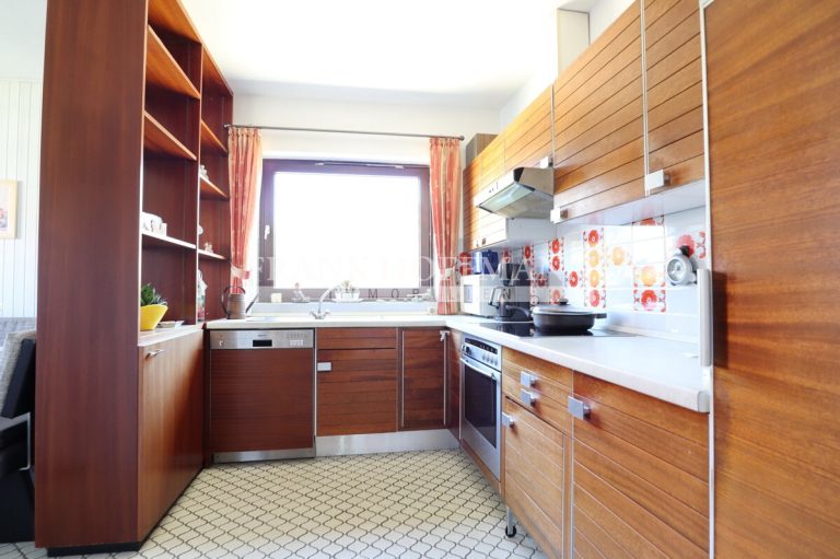 Immobilienangebot - Großenaspe - Haus_Wohnung - Lichtdurchflutetes Einfamilienhaus über zwei Ebenen in ruhiger Wohnlage von Großenaspe