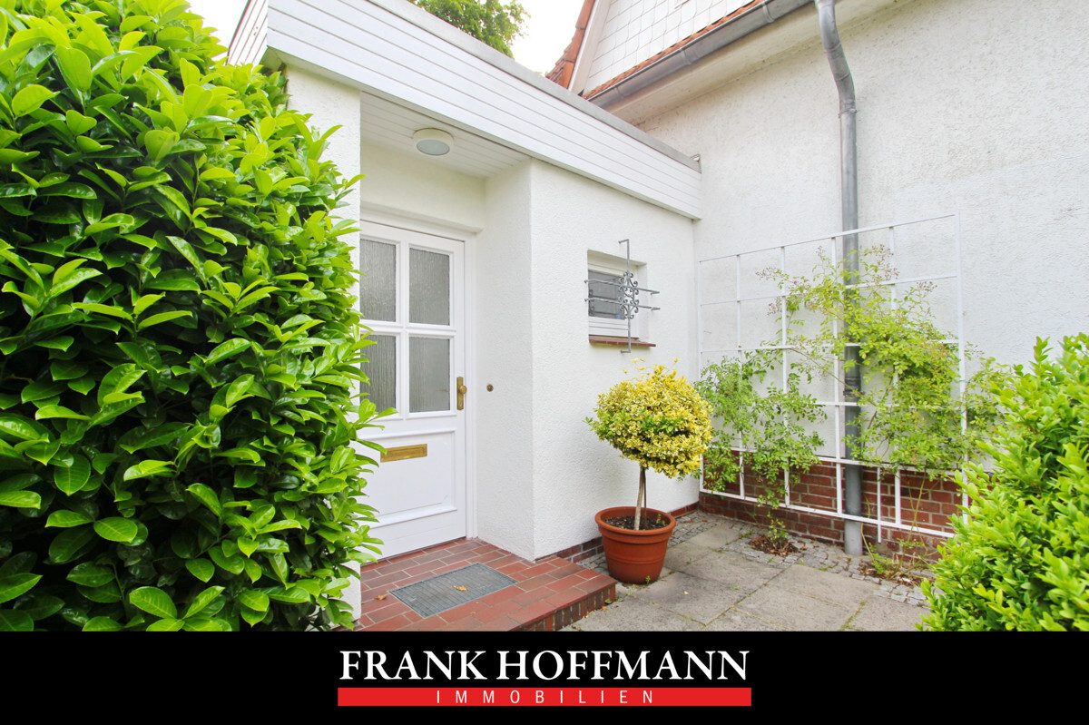 Immobilienangebot - Hamburg - Haus_Wohnung - Charmante 1-Zimmer Einliegerwohnung mit Terrasse in Hamburg-Poppenbüttel!