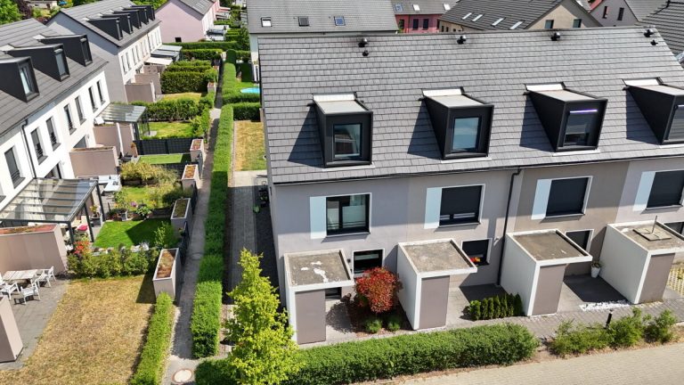 Immobilienangebot - Kaltenkirchen - Haus_Wohnung - Moderner Wohntraum - Großzügiges & energieeffizientes Endreihenhaus in Kaltenkirchen