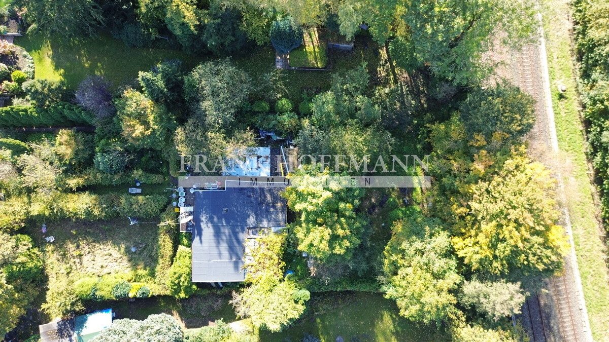 Immobilienangebot - Hamburg - Grundstücke - Pfeifenstilgrundstück mit Altbestand für Einzel- oder Doppelhausbebauung in Hamburg-Schnelsen