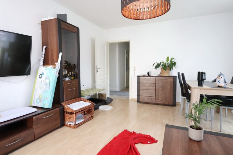 Immobilienangebot - Kaltenkirchen - Haus_Wohnung - Attraktive 3 Zimmer Wohnung mit Balkon im Herzen von Kaltenkirchen