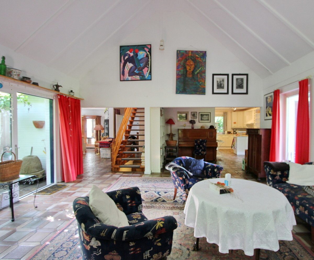 Immobilienangebot - Hamburg - Haus_Wohnung - Besonderes Einfamilienhaus auf tollem Grundstück in Hamburg-Lurup