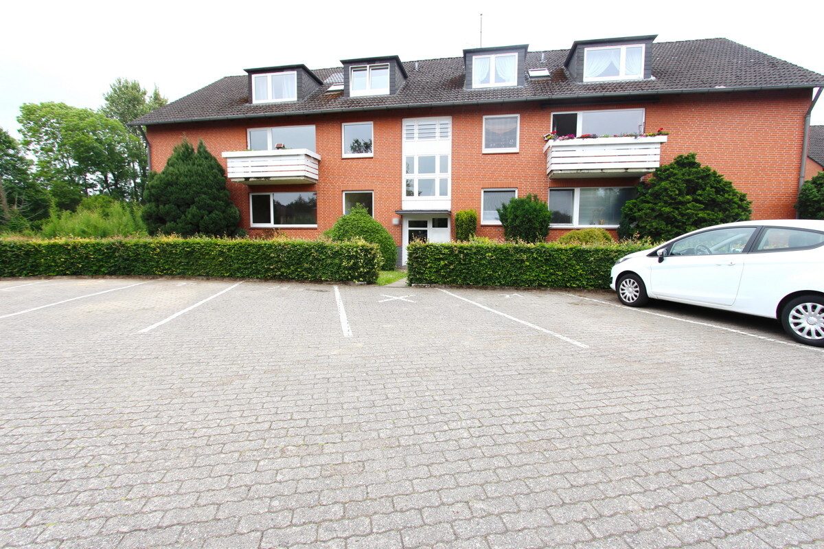 Immobilienangebot - Hanstedt - Haus_Wohnung - Gut geschnittene 2-Zimmer-Wohnung mit Balkon und Stellplatz in Hanstedt.