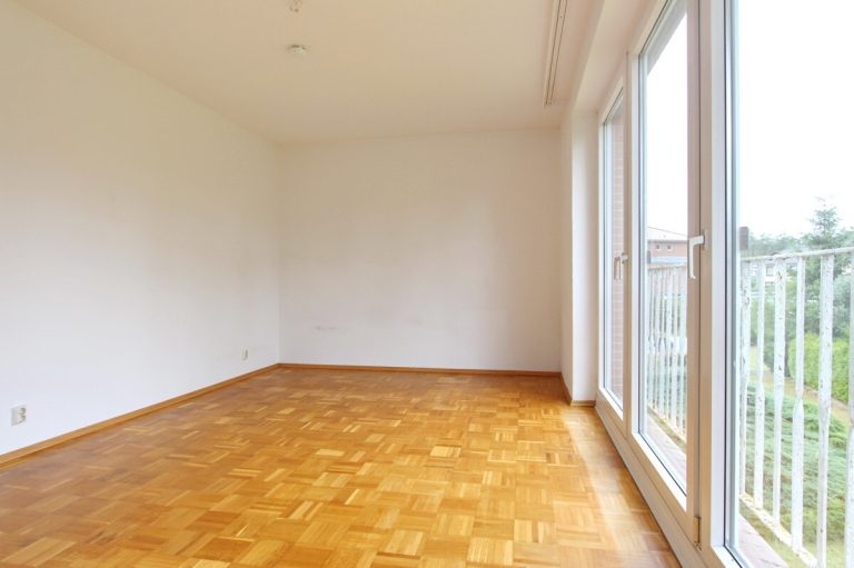 Immobilienangebot - Hanstedt - Haus_Wohnung - Gut geschnittene 2-Zimmer-Wohnung mit Balkon und Stellplatz in Hanstedt.