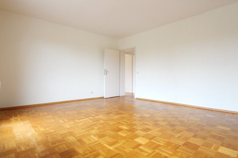 Immobilienangebot - Hanstedt - Haus_Wohnung - Gut geschnittene 2-Zimmer-Wohnung mit Balkon und Stellplatz in Hanstedt.