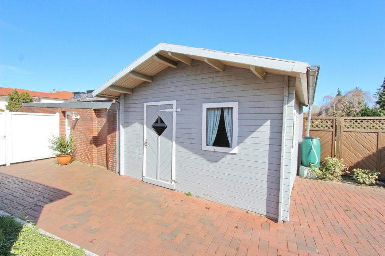 Immobilienangebot - Appen - Haus_Wohnung - Gepflegte Doppelhaushälfte in Appen auf schönem Grundstück mit Garage