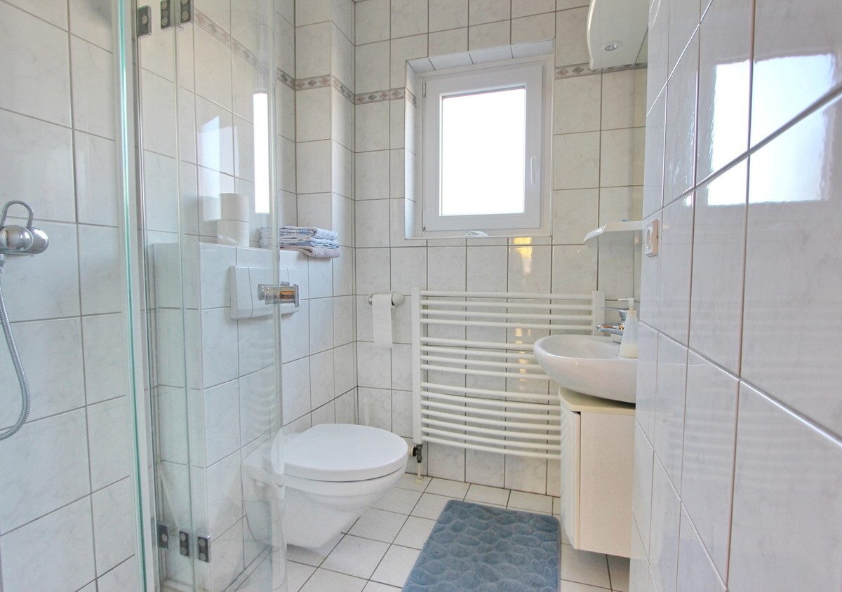 Immobilienangebot - Appen - Haus_Wohnung - Gepflegte Doppelhaushälfte in Appen auf schönem Grundstück mit Garage