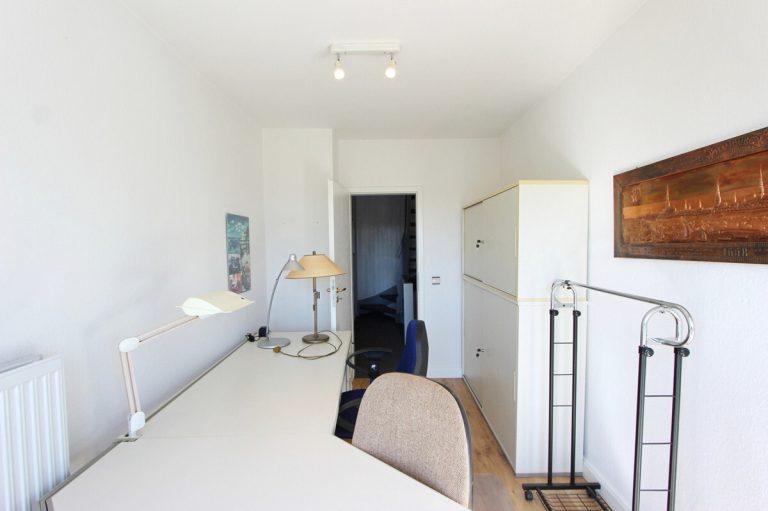 Immobilienangebot - Appen - Haus_Wohnung - Gepflegte Doppelhaushälfte in Appen auf schönem Grundstück mit Garage