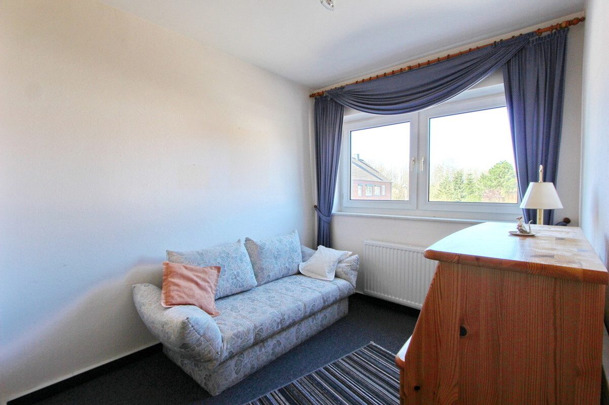 Immobilienangebot - Appen - Haus_Wohnung - Gepflegte Doppelhaushälfte in Appen auf schönem Grundstück mit Garage
