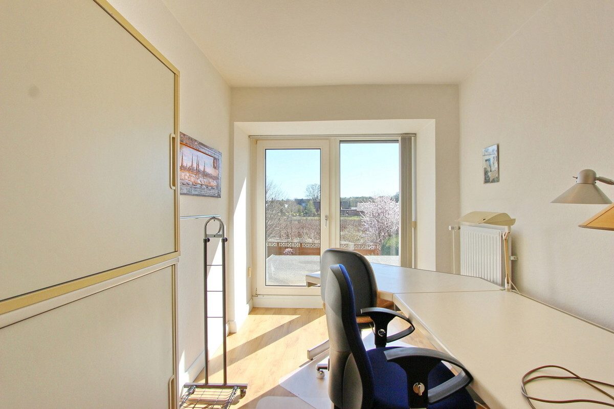 Immobilienangebot - Appen - Haus_Wohnung - Gepflegte Doppelhaushälfte in Appen auf schönem Grundstück mit Garage