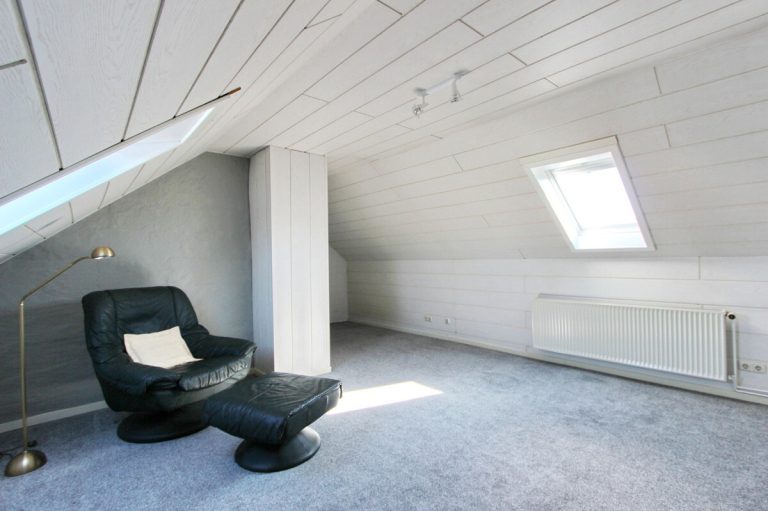 Immobilienangebot - Appen - Haus_Wohnung - Gepflegte Doppelhaushälfte in Appen auf schönem Grundstück mit Garage