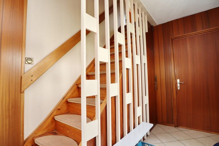 Immobilienangebot - Kaltenkirchen - Haus_Wohnung - Modernisierungsbedürftiges Einfamilienhaus mit Platz für die ganze Familie auf großem Grundstück