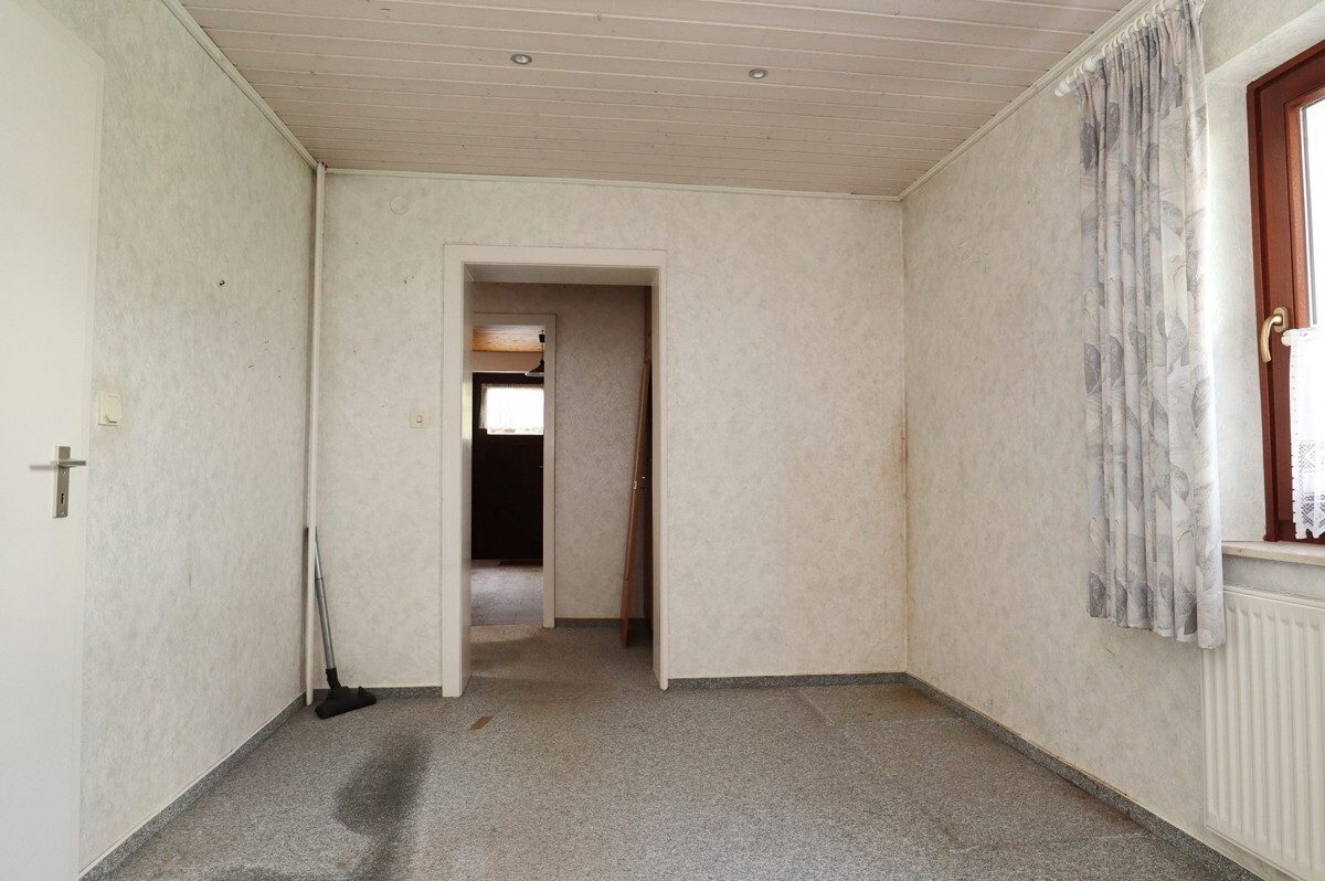 Immobilienangebot - Kaltenkirchen - Haus_Wohnung - Modernisierungsbedürftiges Einfamilienhaus mit Platz für die ganze Familie auf großem Grundstück