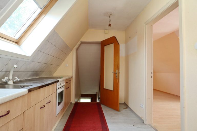 Immobilienangebot - Kaltenkirchen - Haus_Wohnung - Modernisierungsbedürftiges Einfamilienhaus mit Platz für die ganze Familie auf großem Grundstück