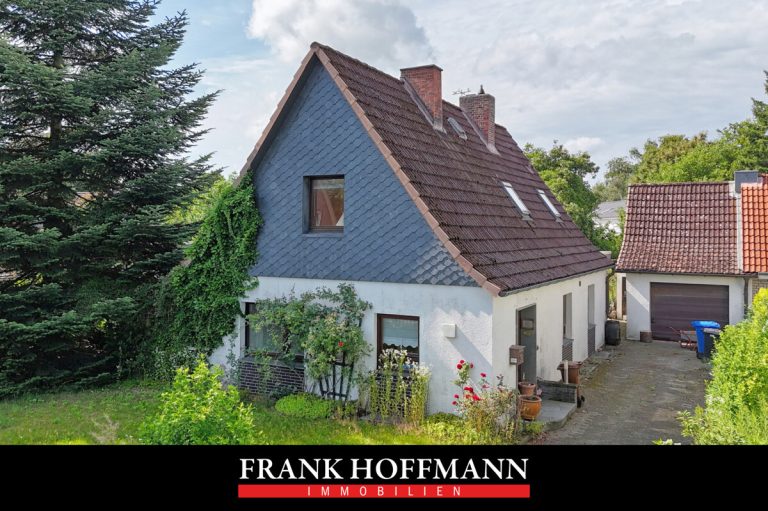 Immobilienangebot - Kaltenkirchen - Haus_Wohnung - Modernisierungsbedürftiges Einfamilienhaus mit Platz für die ganze Familie auf großem Grundstück