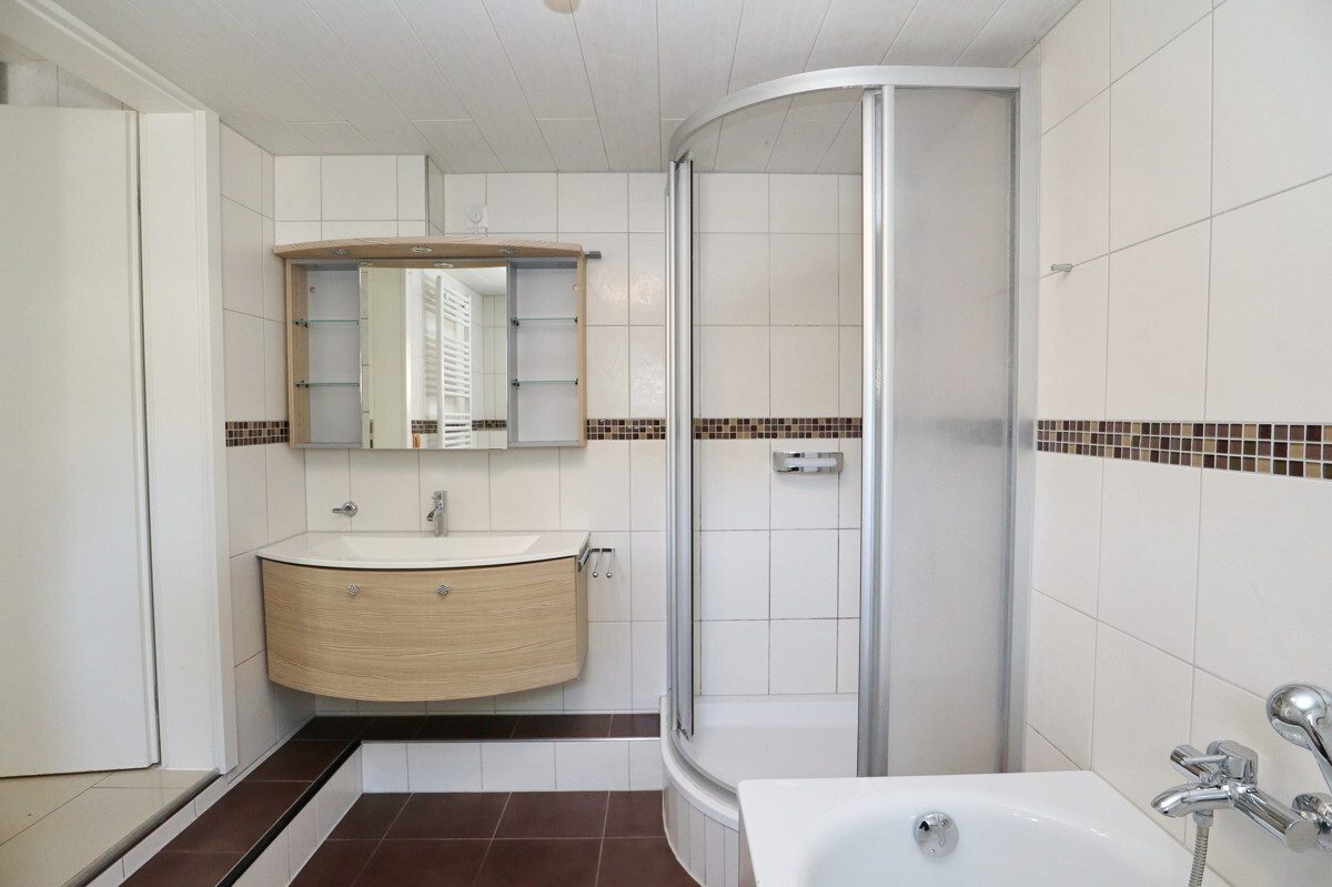 Immobilienangebot - Kaltenkirchen - Haus_Wohnung - Modernisierte Doppelhaushälfte in attraktiver Lage von Kaltenkirchen